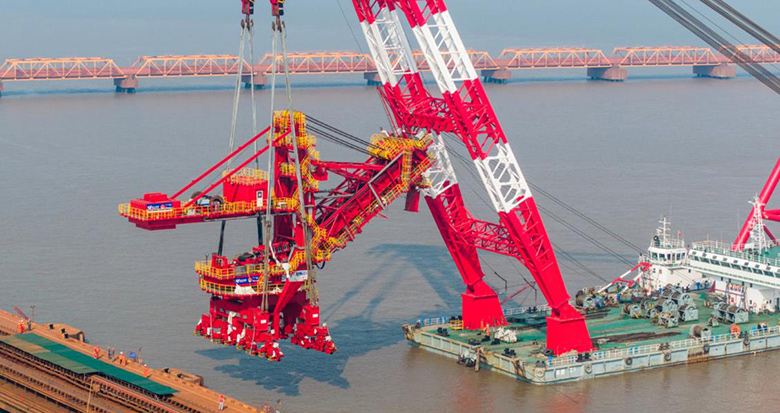 �����Vʯ�a�^���b���C(j��)��ɵָ۵��b